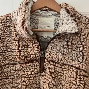 Thread & supply quarter zip Sherpa (hardly worn)